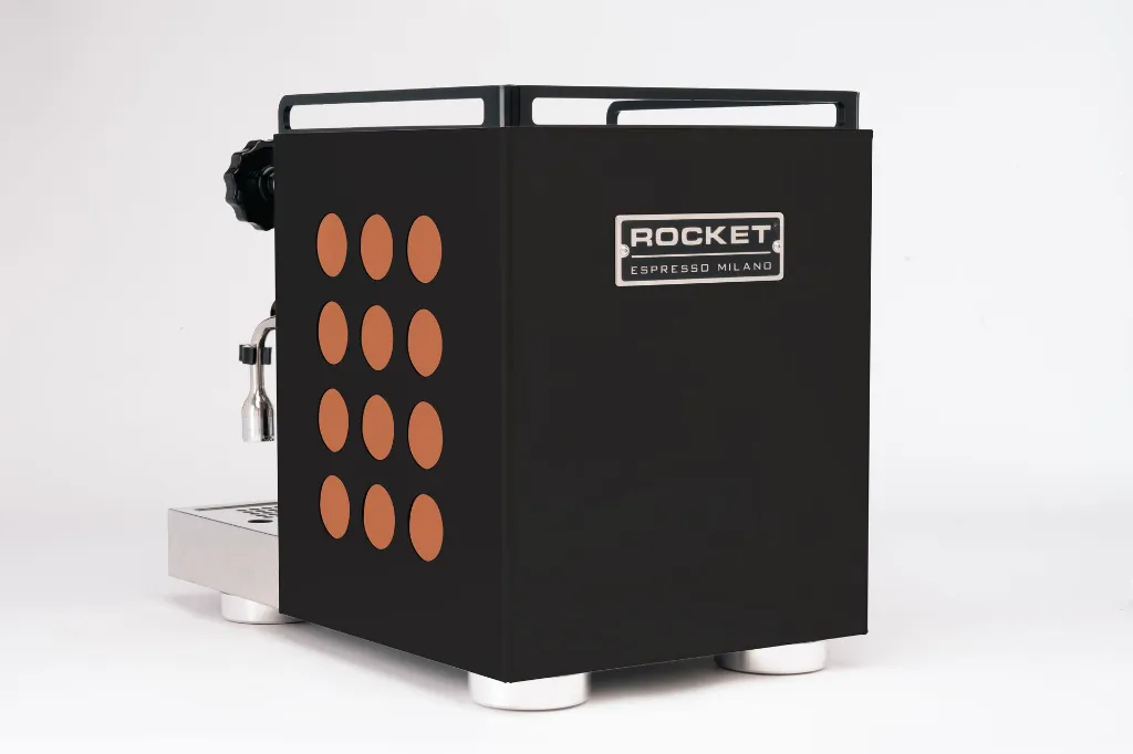 APPARTAMENTO 2.0_BLACK_COPPER_BACK.webp
